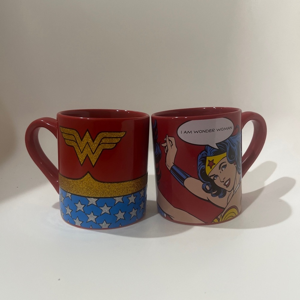 WONDER WOMAN Logo DC COMICS Super Hero Mug Coffee Cup 14oz Lot Of 2 - Picture 2 of 16